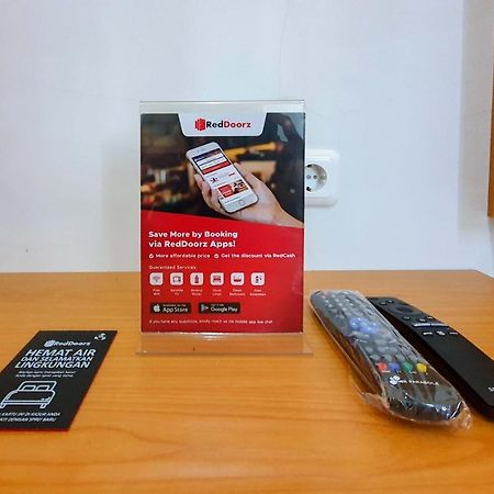 Reddoorz Syariah Near Solo Paragon Mall 2 Bonorejo エクステリア 写真